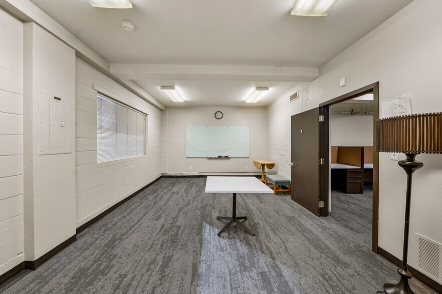 More Photos Of 209 N Pacific Hwy, Talent General Retail For Sale