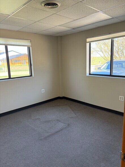 More Photos Of 6256 34th Ave NW, Rochester Warehouse For Sale
