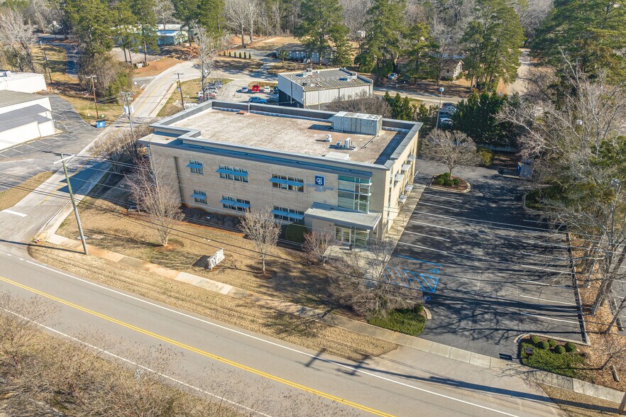 More Photos Of 7464 Woodrow St, Irmo Medical For Sale