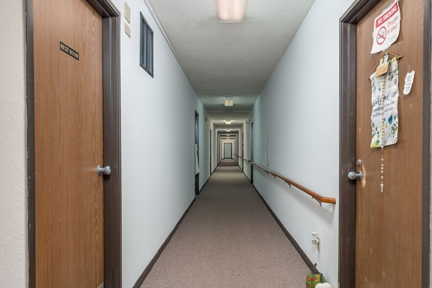 More Photos Of 3200 Maple Ave, Slayton Apartments For Sale