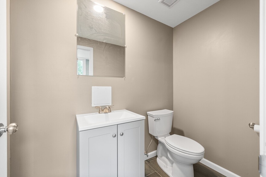 More Photos Of 797 Carlton Dr, Bentleyville Service For Lease