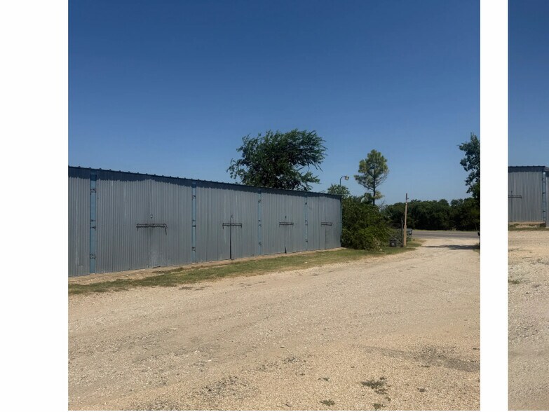 More Photos Of 611 FM 455 W, Sanger Specialty For Sale