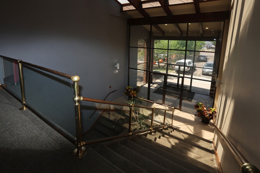 More Photos Of 4291 Austin Bluffs Pky, Colorado Springs Office For Lease