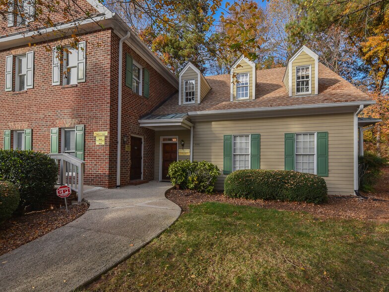 More Photos Of 5561 McNeely Dr, Raleigh Office For Lease