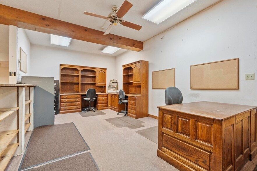 More Photos Of 162 Baldwinville Rd, Templeton Industrial For Sale