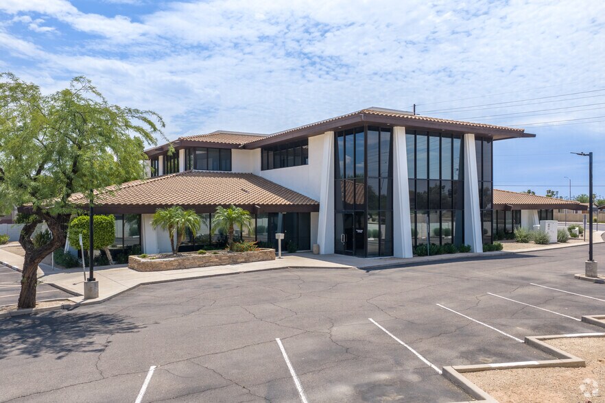 More Photos Of 2610 E University Dr, Mesa Medical For Lease