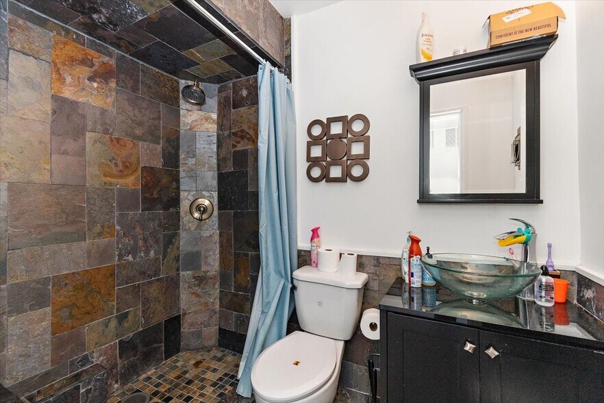 More Photos Of 12036 Darby Ave, Porter Ranch Specialty For Sale