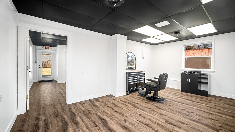 More Photos Of 3827 Greenbush West Rd, Mount Orab Specialty For Sale