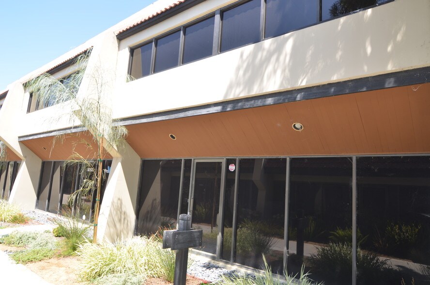 More Photos Of 9231-9237 Eton Ave, Chatsworth Manufacturing For Lease