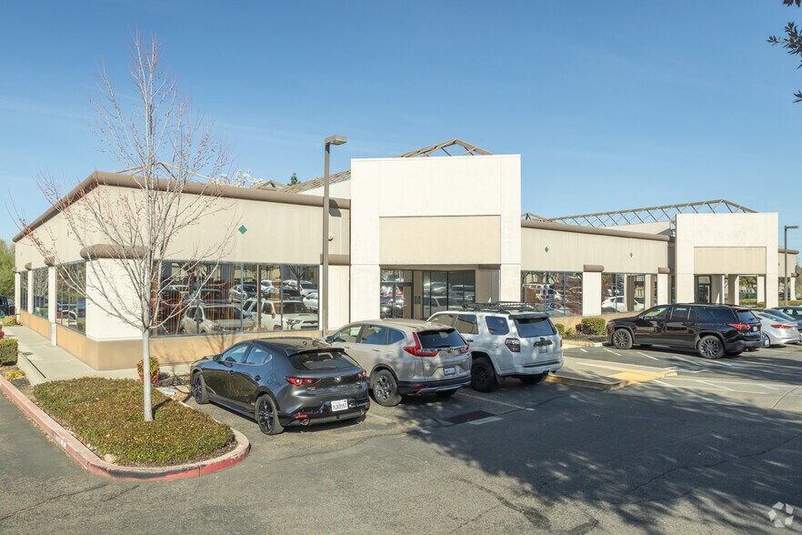 Primary Photo Of 251 Turn Pike Dr, Folsom Medical For Lease