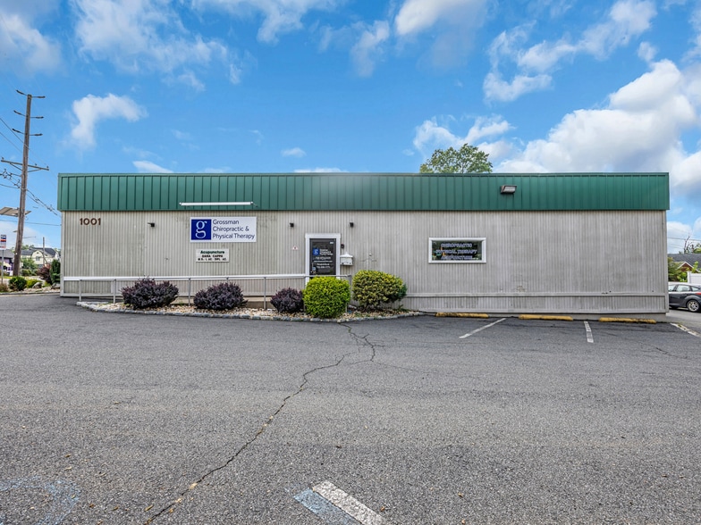 More Photos Of 1001 Raritan Ave, Highland Park Medical For Sale