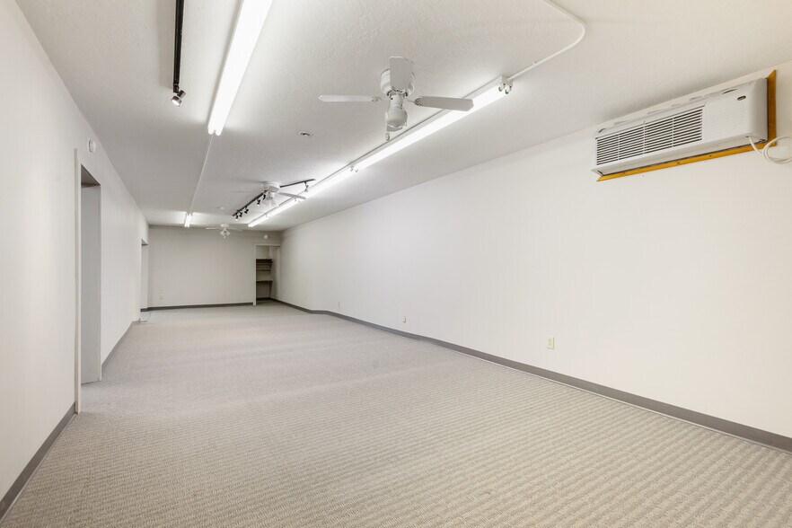 More Photos Of 3704 Andersonville Hwy, Andersonville Freestanding For Sale