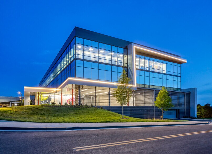 More Photos Of 4130 Sky Train Way, College Park Office For Lease