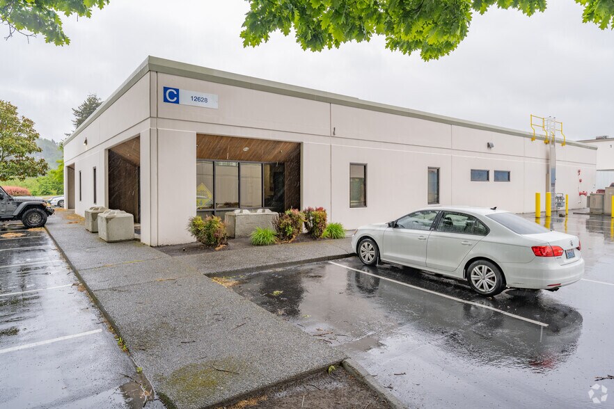 More Photos Of 12620-12626 Interurban Ave S, Tukwila Warehouse For Lease