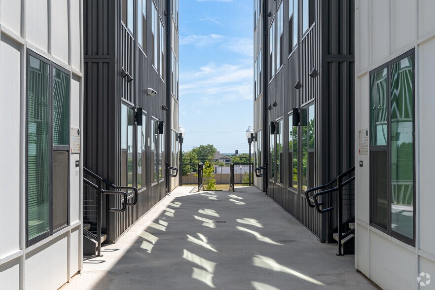 More Photos Of 312 W Terrell Ave, Fort Worth Apartments For Sale