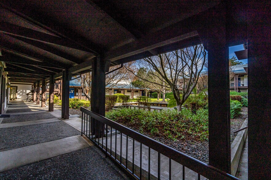 More Photos Of 181 Andrieux St, Sonoma Medical For Lease