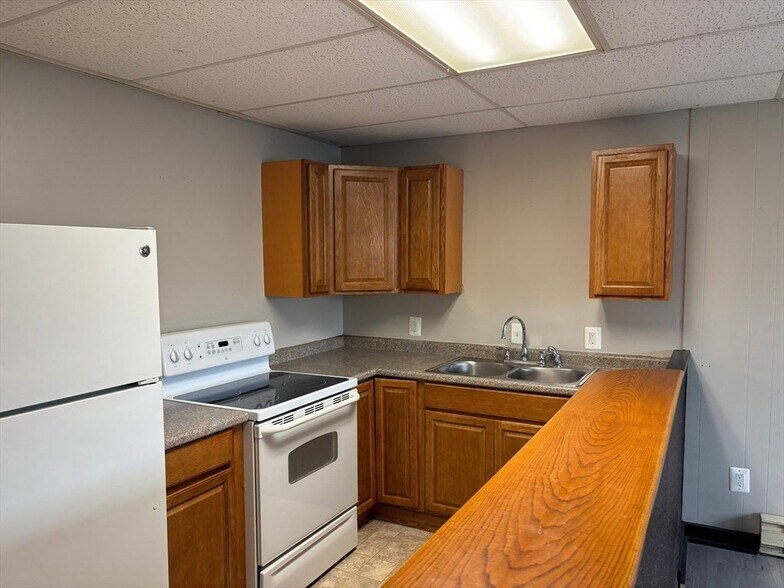 More Photos Of 1 Cheney St, Orange Apartments For Sale
