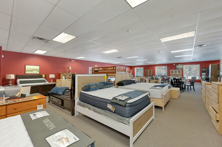 More Photos Of 1210 White Mountain Hwy, Ossipee Freestanding For Sale