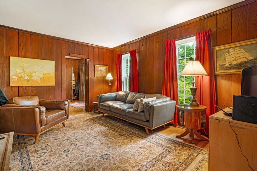 More Photos Of 1186 Old Us Hwy 70 W, Black Mountain Hospitality For Sale