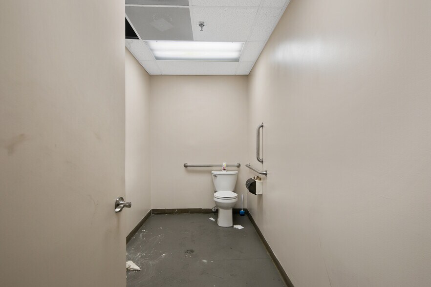 More Photos Of 18631 NC Highway 71, Lumber Bridge Industrial For Sale