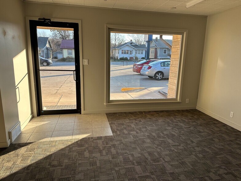 More Photos Of 2746 South St, Lincoln Office For Sale