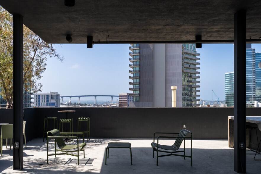 More Photos Of 454 13th St, San Diego Apartments For Sale