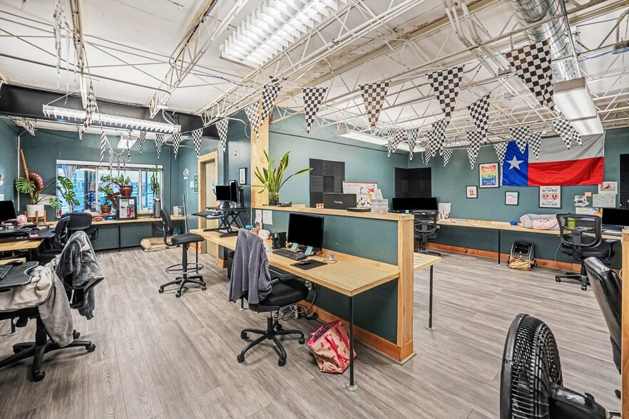 More Photos Of 1050 Yuma St, Denver Warehouse For Sale