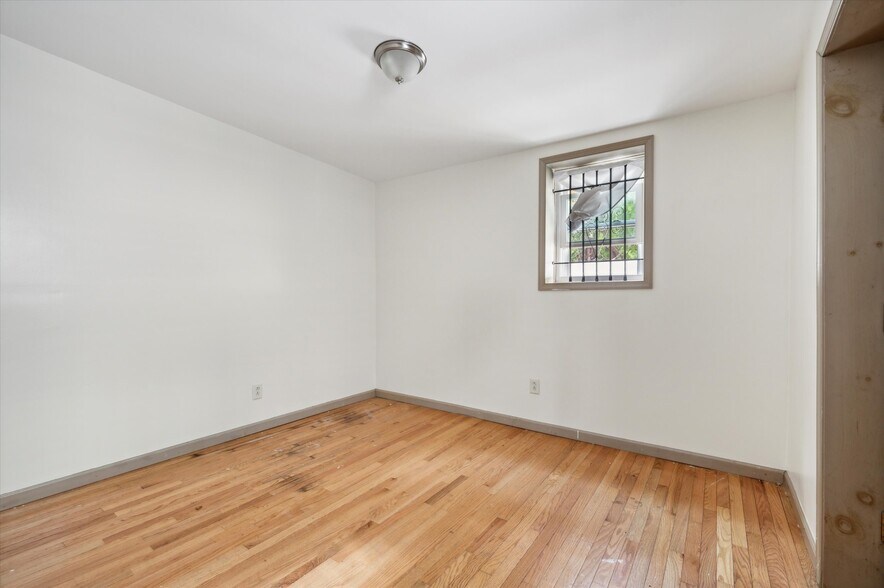 More Photos Of 1632 N Willington St, Philadelphia Office Residential For Lease