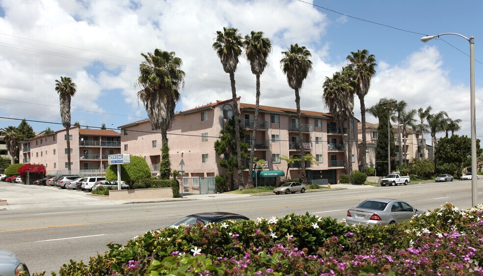 Primary Photo Of 21501 S Vermont Ave, Torrance Apartments For Sale