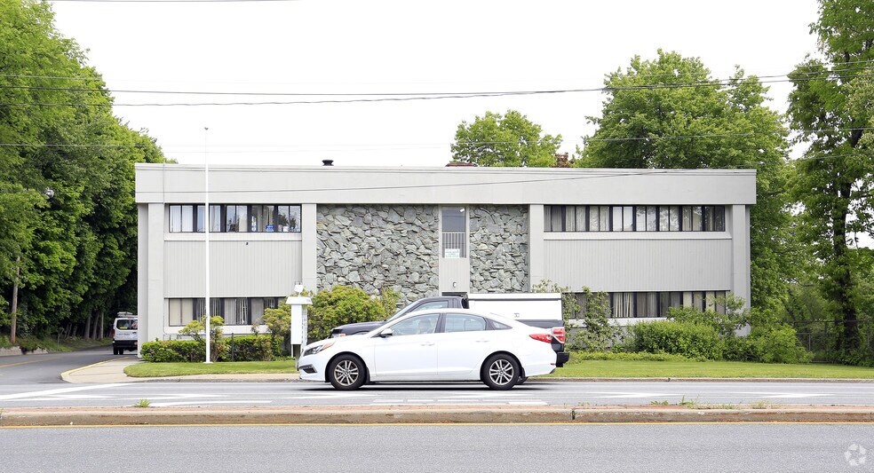 Primary Photo Of 29 N Airmont Rd, Montebello Medical For Lease