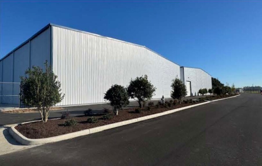 Primary Photo Of 5188 W Military Hwy, Chesapeake Flex For Lease