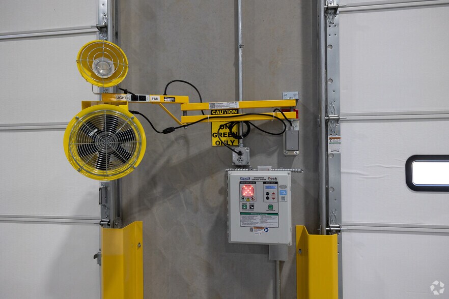 More Photos Of 380 John Dodd Rd, Spartanburg Distribution For Lease