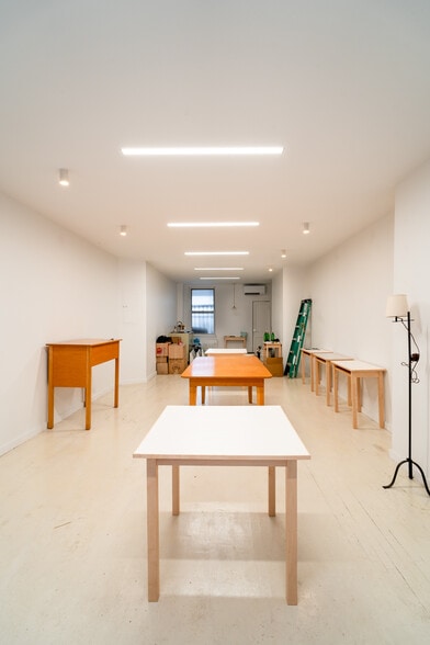 More Photos Of 46 Carmine St, New York Storefront Retail Residential For Sale