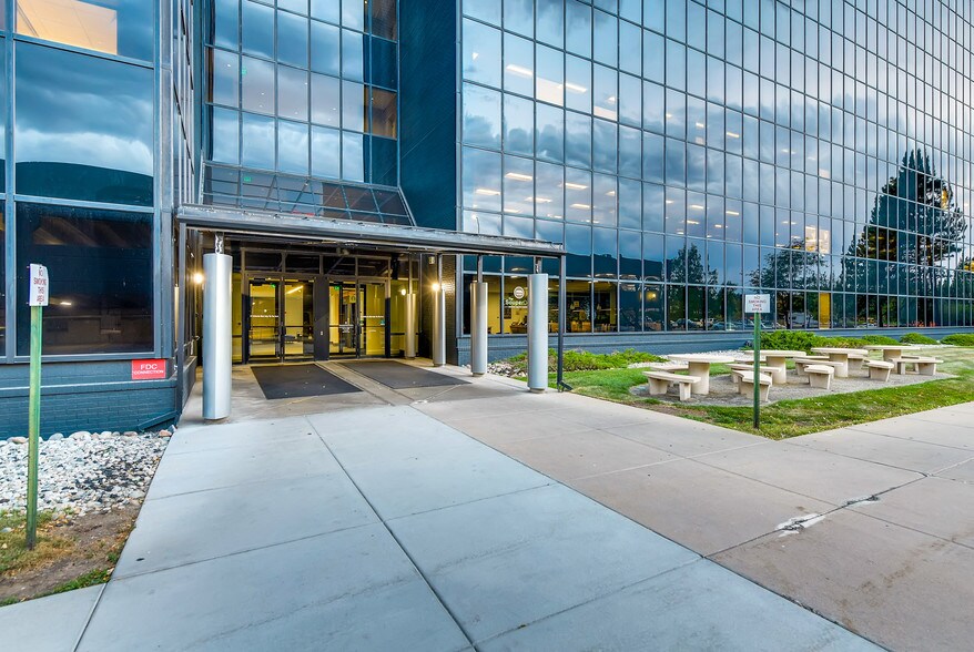 More Photos Of 3190 S Vaughn Way, Aurora Coworking Space