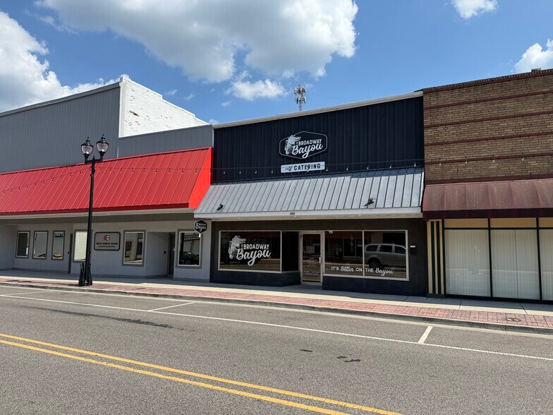 Primary Photo Of 160 W Broadway St, Sparta Restaurant For Sale