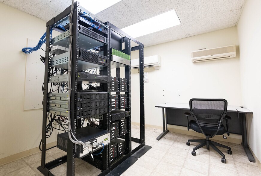 More Photos Of 4132 Elida Rd, Lima Medical For Sale