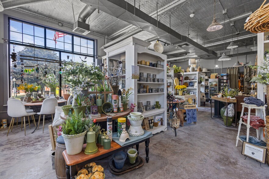 More Photos Of 108-110 E Main St, Cambridge Storefront For Sale