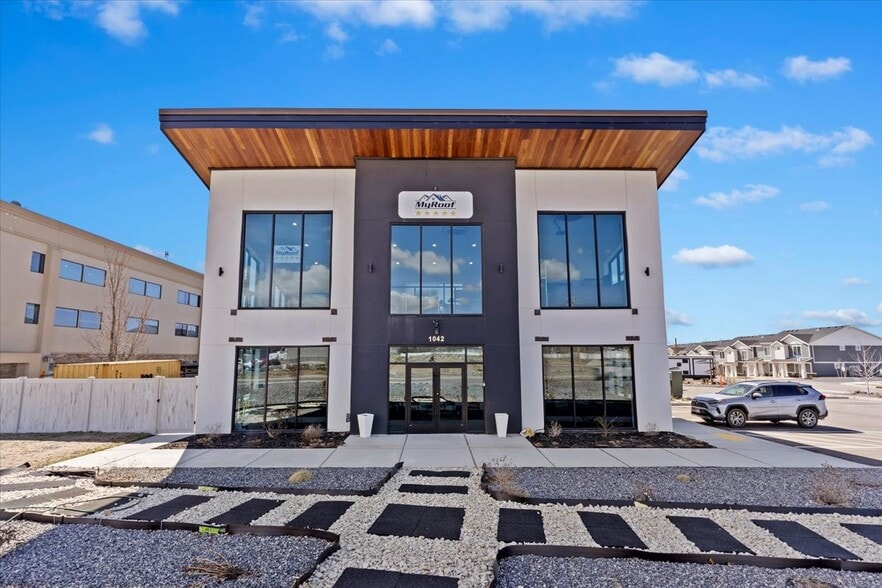 More Photos Of 1042 3000 N, Layton Office For Sale