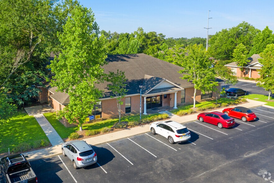 More Photos Of 2509 Barrington Cir, Tallahassee Office For Sale