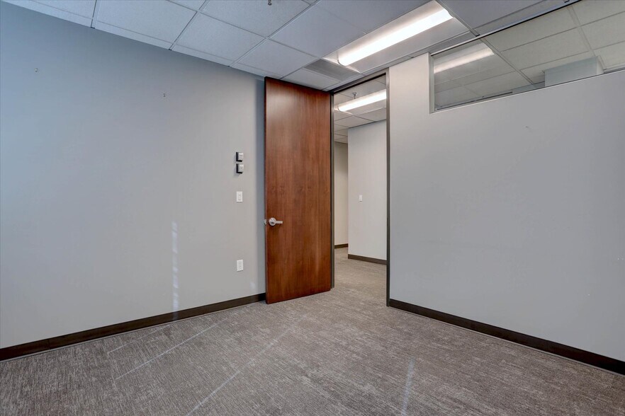 More Photos Of 140 E 19th Ave, Denver Office For Sale