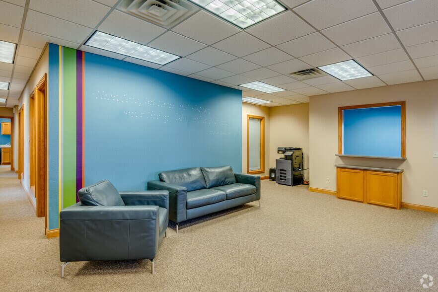 More Photos Of 119 N McCarthy Rd, Appleton Office For Lease