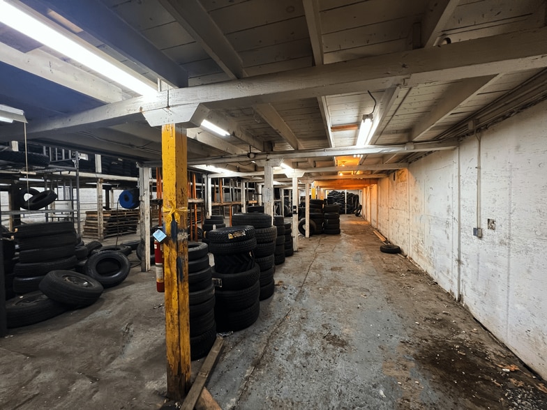 More Photos Of 7829-7839 W Grand Ave, Elmwood Park Warehouse For Sale