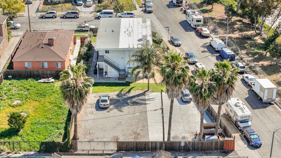 More Photos Of 11513 Berendo Ave, Los Angeles Multifamily For Sale