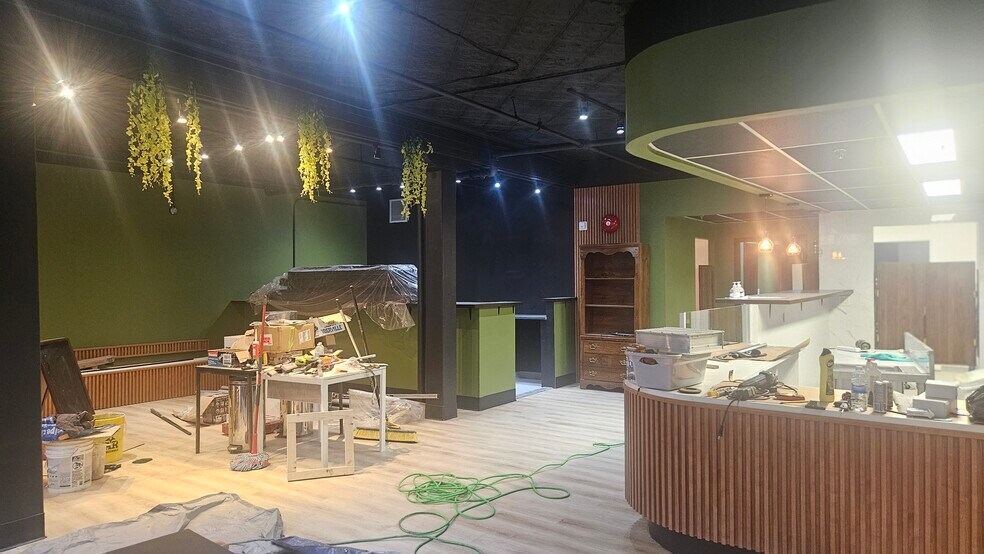 More Photos Of 63 Albert St, Winnipeg Office For Sale