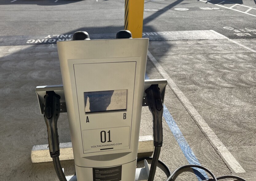 More Photos Of 1098 Lincoln Ave, San Jose Loft Creative Space For Lease