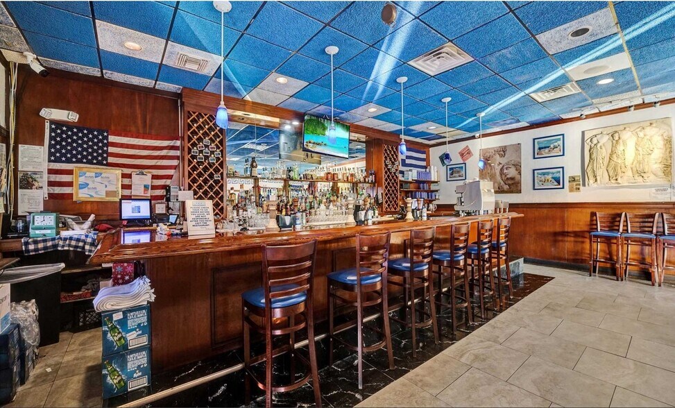 More Photos Of 3445 Griffin Rd, Fort Lauderdale Restaurant For Sale