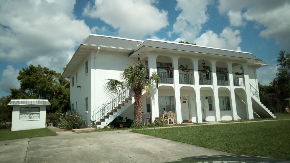 More Photos Of 102 Lullwater St, Deltona Apartments For Sale