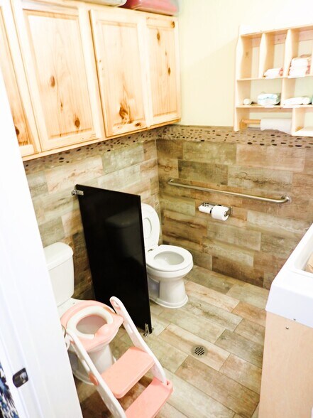 More Photos Of 1580 Geiger Grade Rd, Reno Daycare Center For Sale