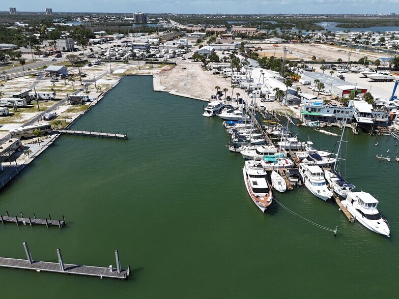 More Photos Of 1100 Main St, Fort Myers Beach Land For Sale