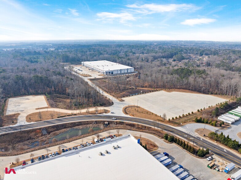 More Photos Of 5001 N Commerce Dr, College Park Warehouse For Lease